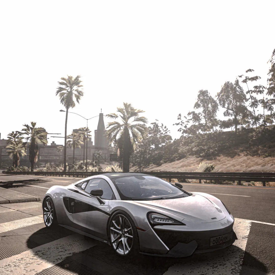 McLaren 520S 1 image 5