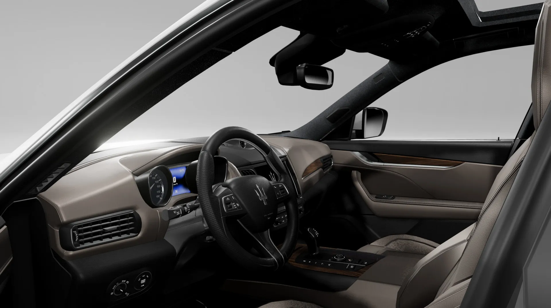 Maserati Levante image 8