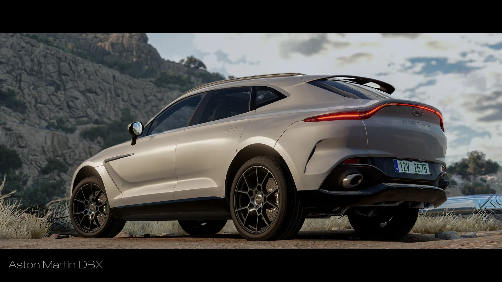 Aston Martin DBX image 7