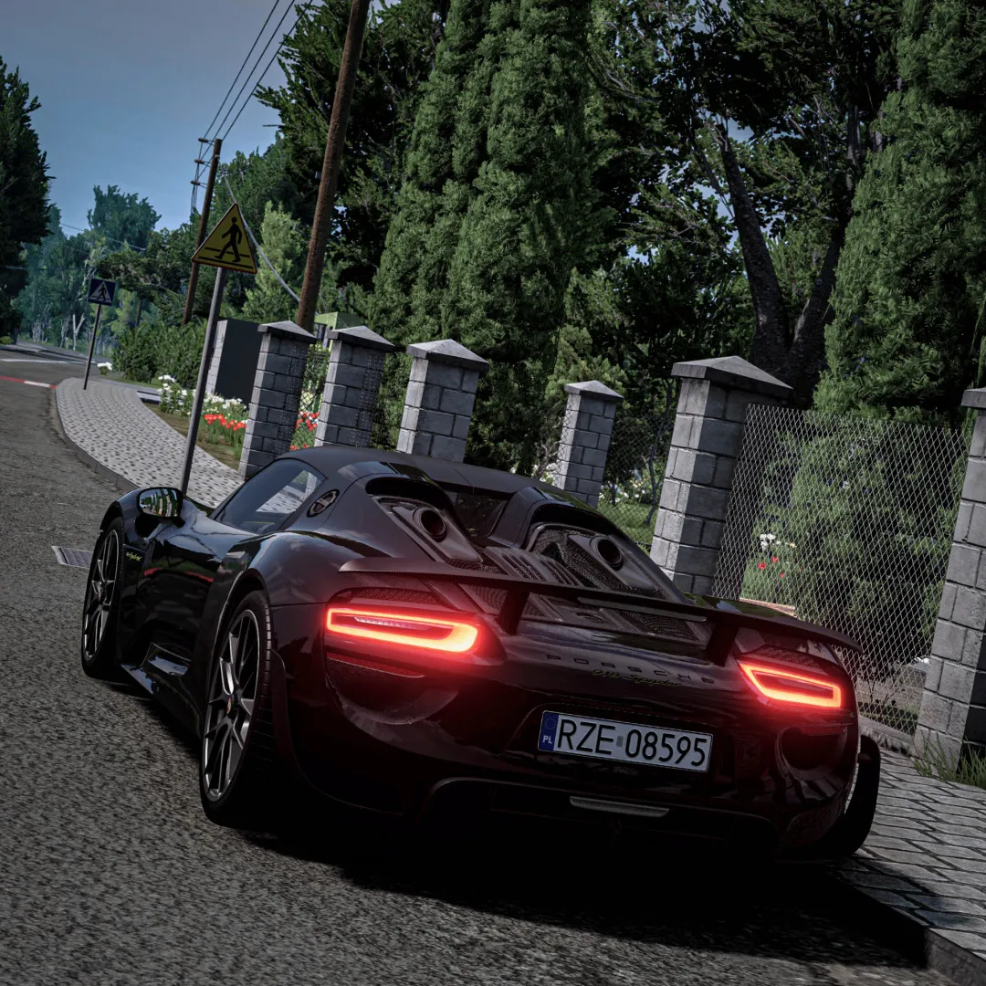 Porsche 918 Spyder image 6