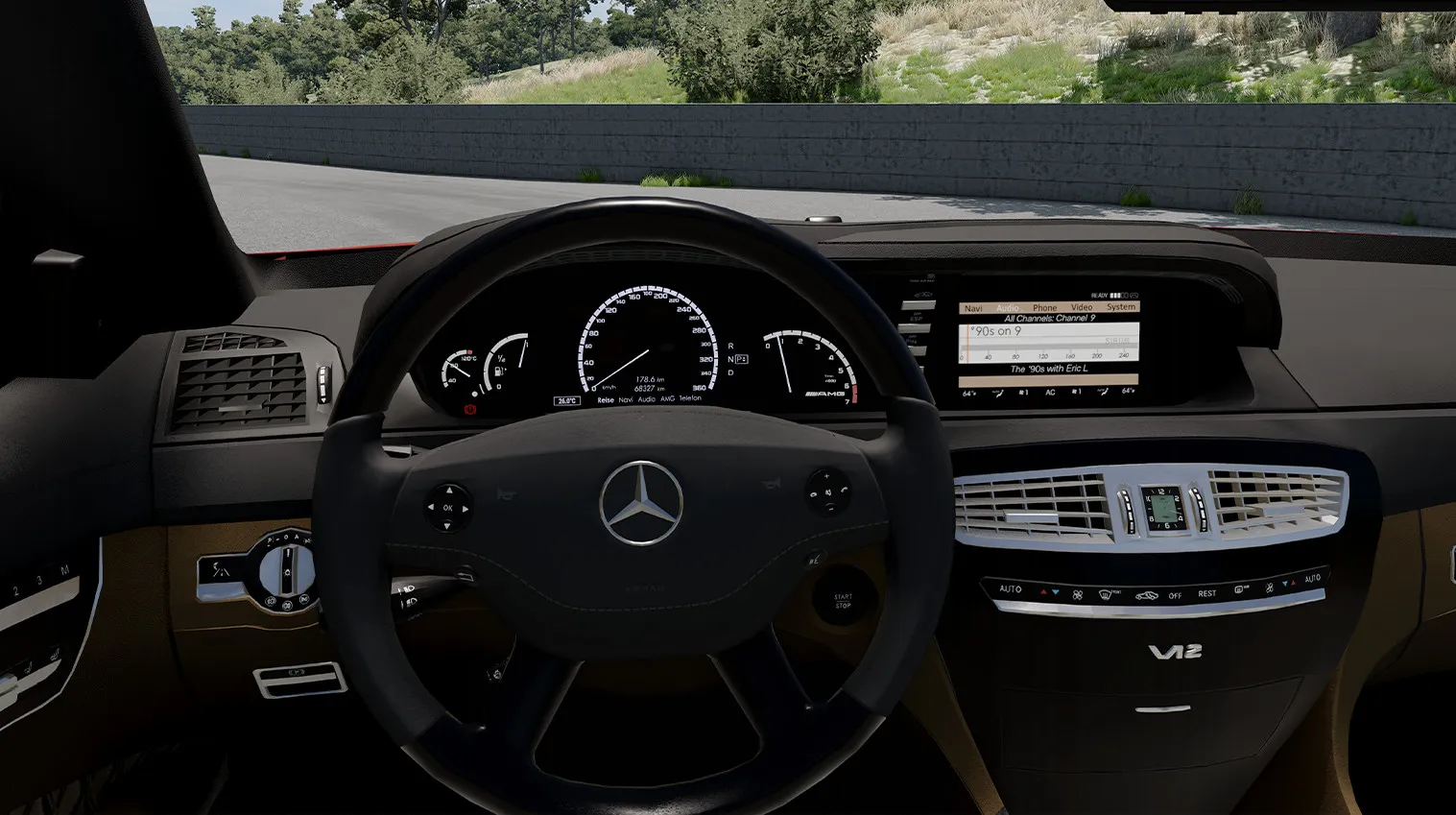 Mercedes-Benz CL-Class (C216) image 23