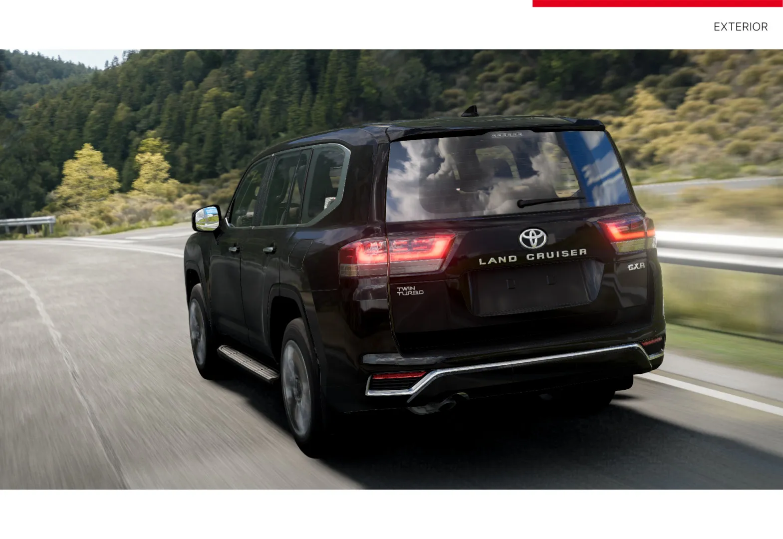 Toyota Land Cruiser 300 [PACK] image 8