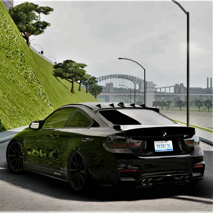 BMW M4 F82 image 16