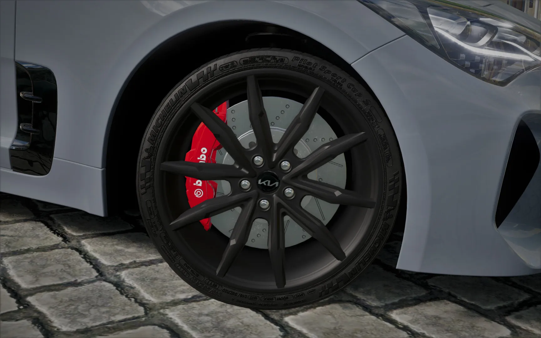Kia Stinger Pre-Facelift And Facelift image 16