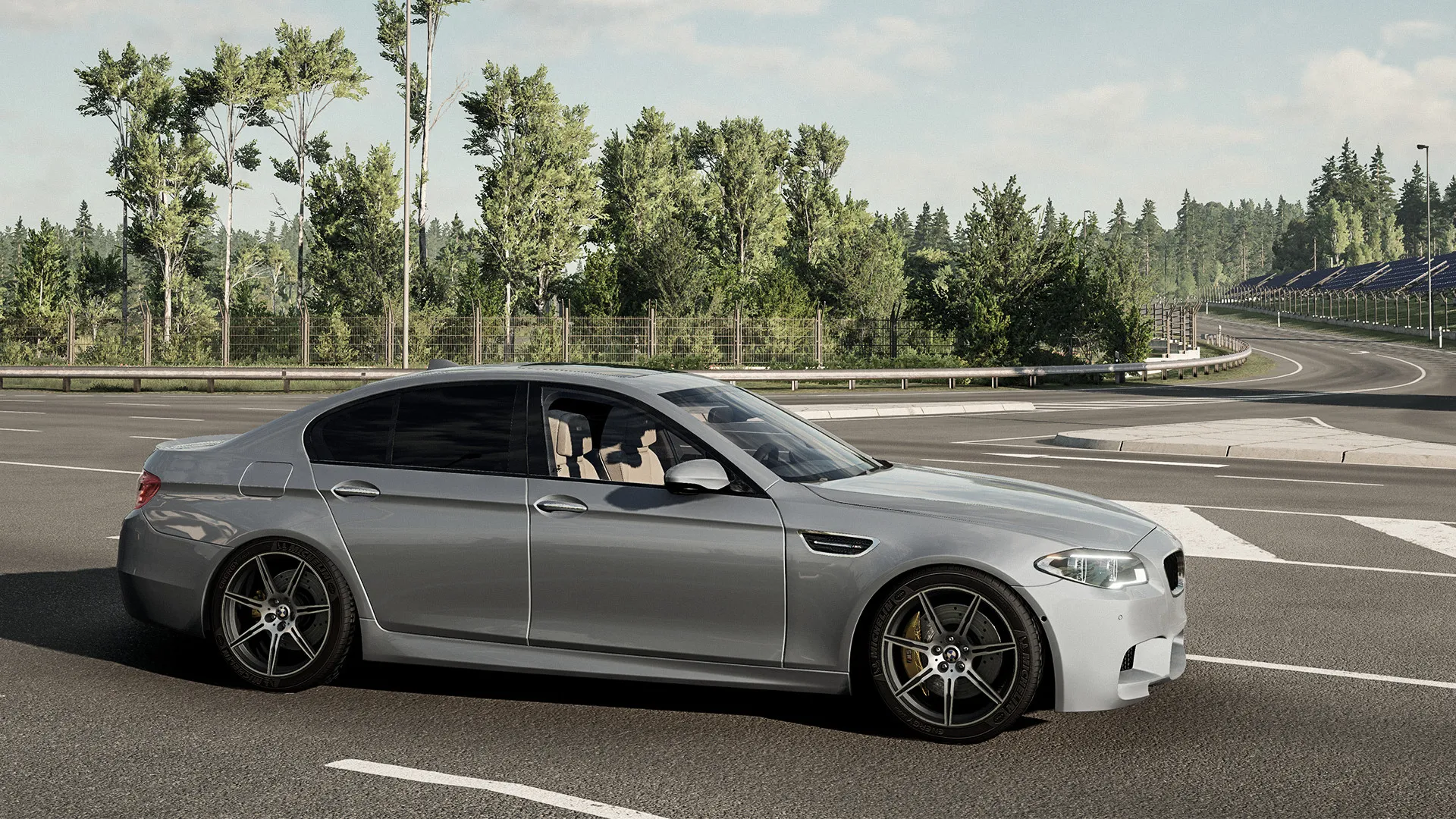 BMW F10 M5 [Glass Openable] image 5